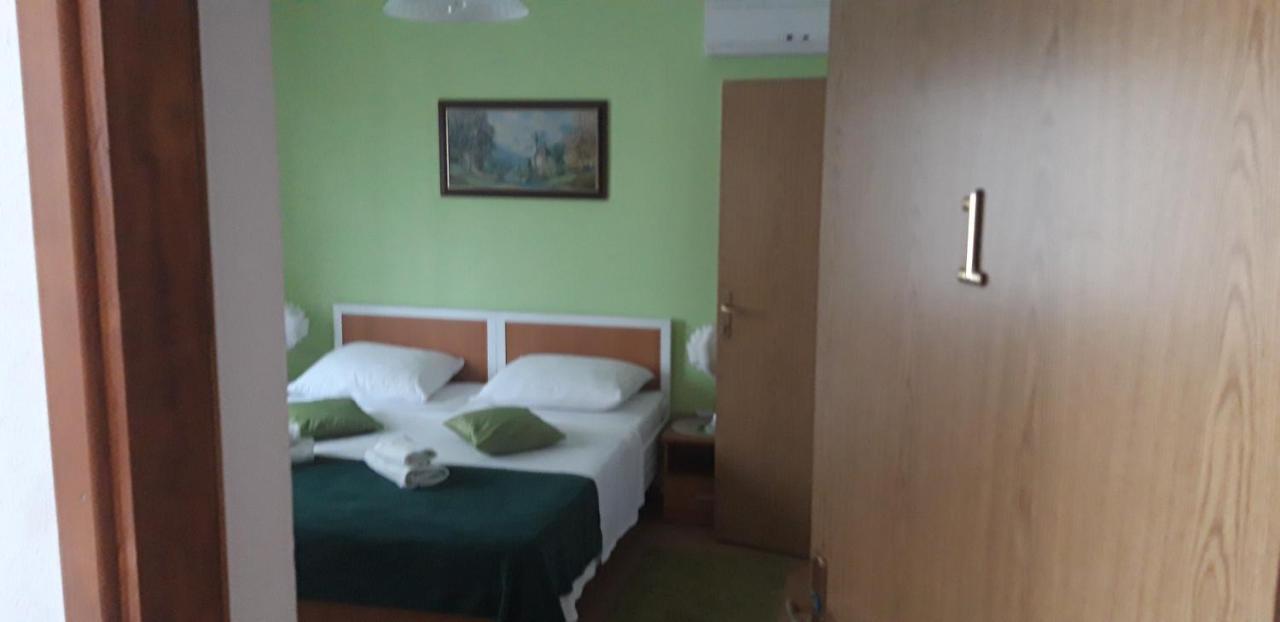 Guest House Ana Zadar Zewnętrze zdjęcie